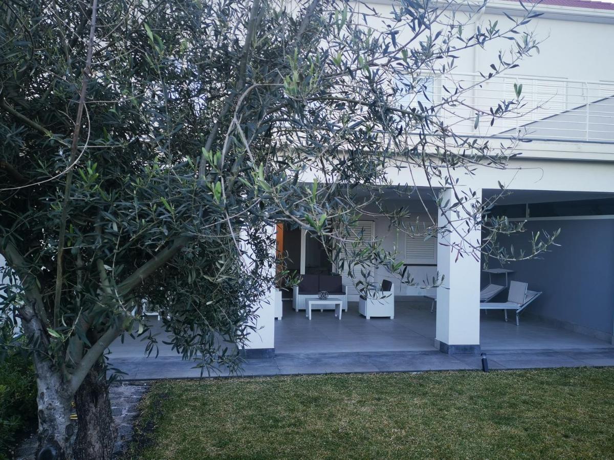 阿奇雷亚莱La Casa Dei Capperi - The House Of Capers 1公寓 外观 照片