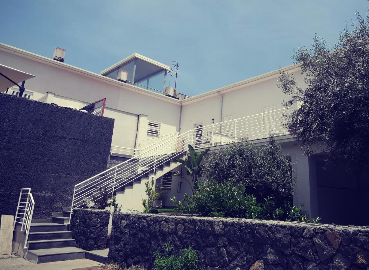 阿奇雷亚莱La Casa Dei Capperi - The House Of Capers 1公寓 外观 照片